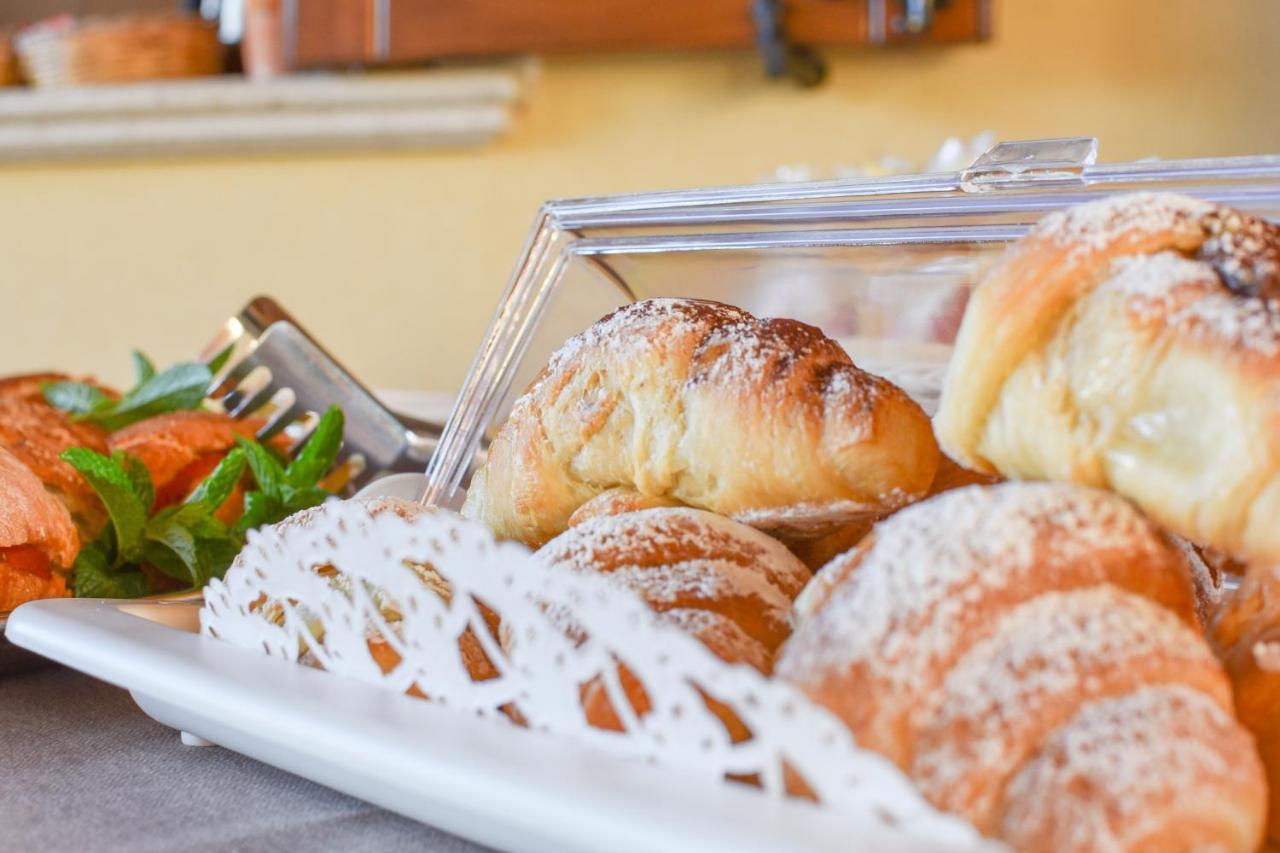 Bed and Breakfast Aurora Castelluzzo Exterior foto