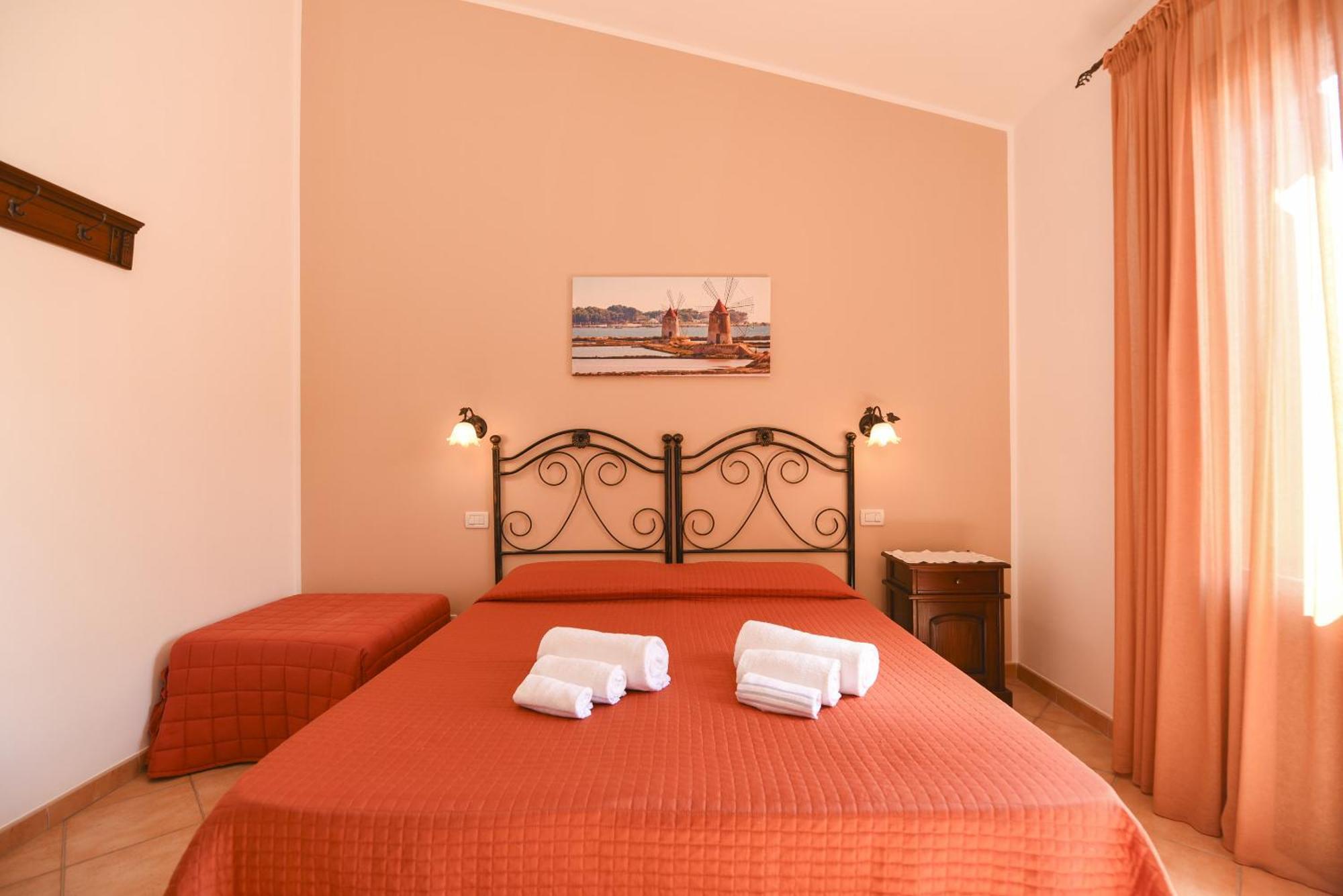 Bed and Breakfast Aurora Castelluzzo Zimmer foto